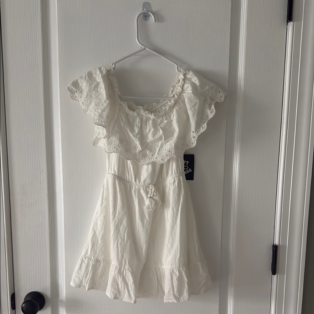 Art Class Girl’s White Eyelet Ruffle Dress NWT